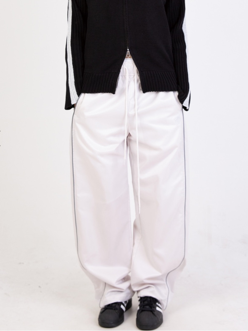 TheOpen Product Track Pants in Off-White Size: Medium Like New